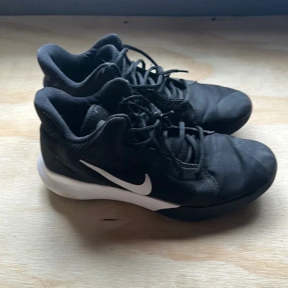 Nike | Shoes | Im Selling Black Nike Basketball Shoes With A  display picture 1